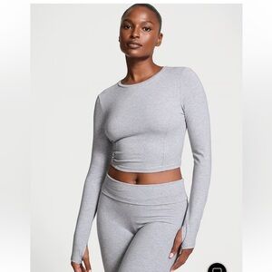 🆕 VSX (Victoria’s Secret) Long Sleeve Top